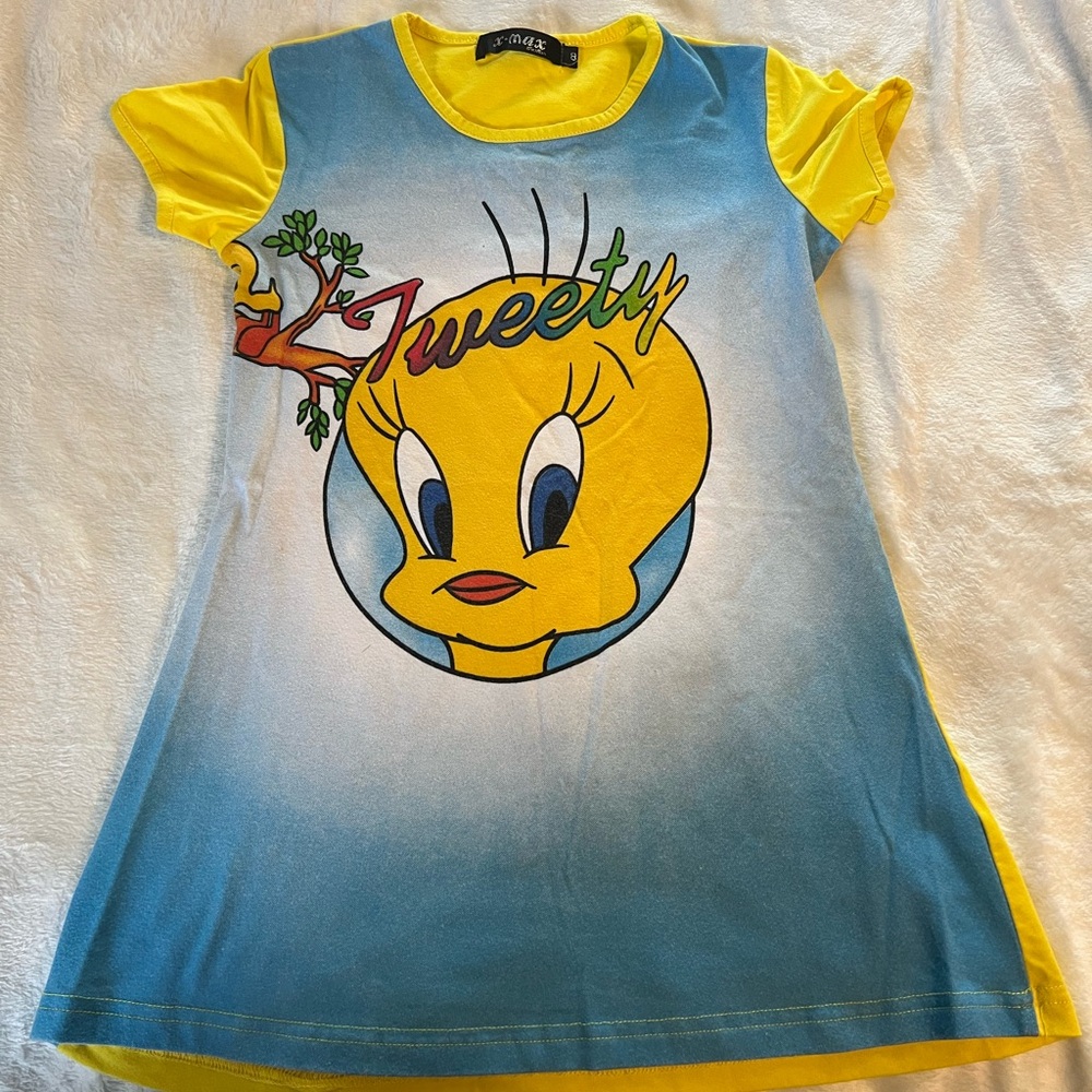 Tweety bird shirt x-max size 8